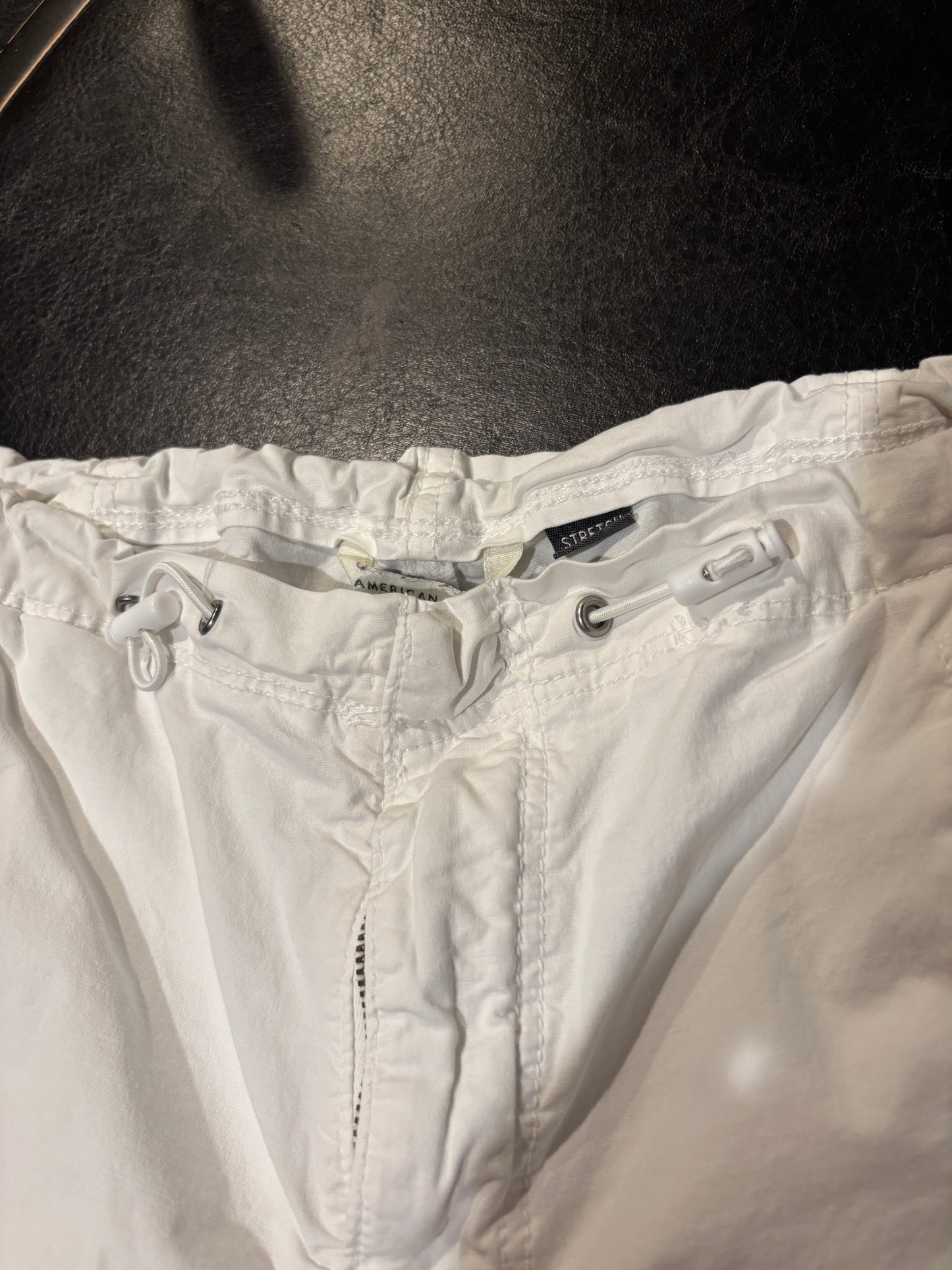 White American Eagle cinched ankle pants with sporty coastal balloon fit