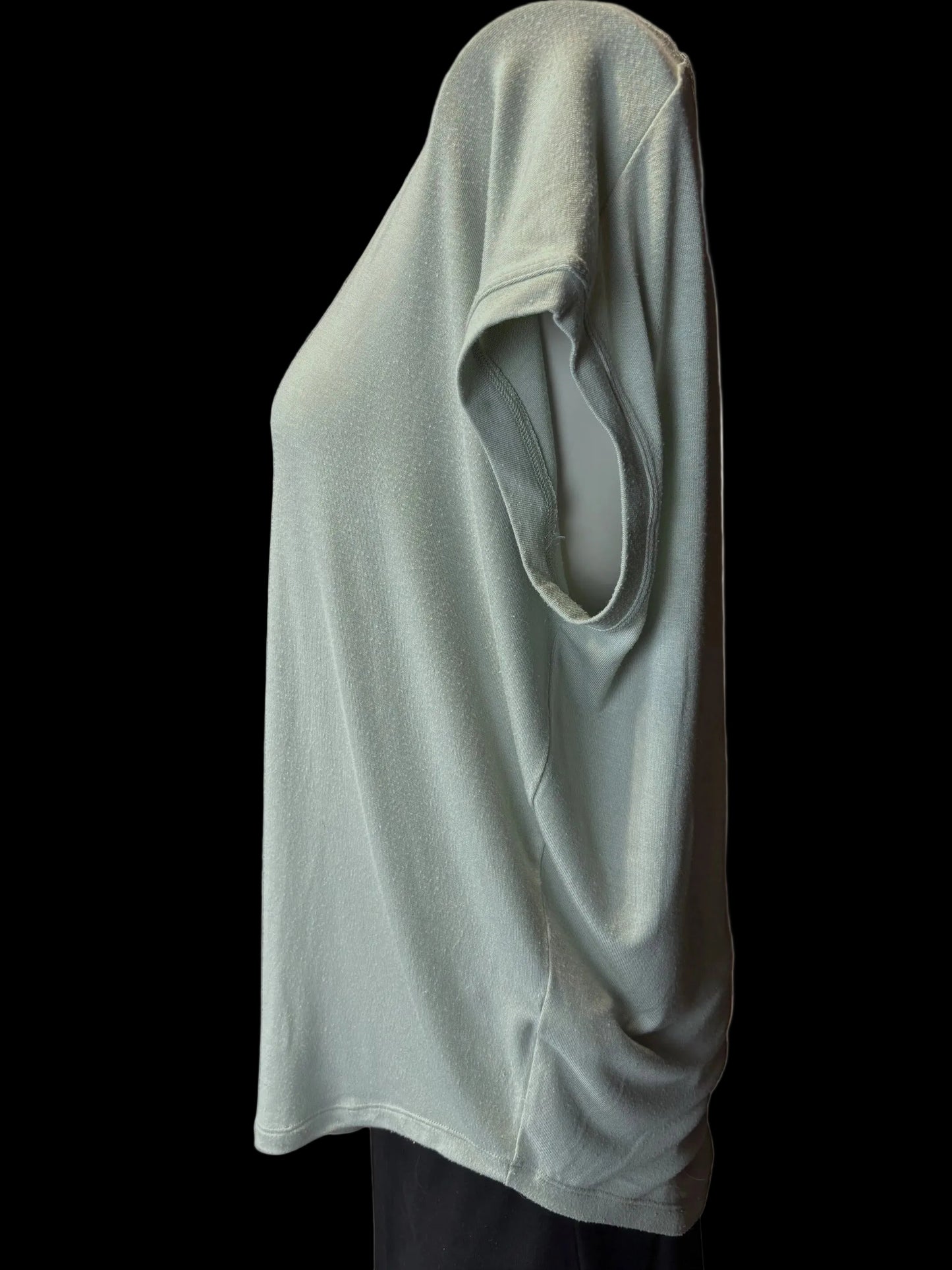 Detail view of Athleta Prairie Tee highlighting quality and color. Side View great drape