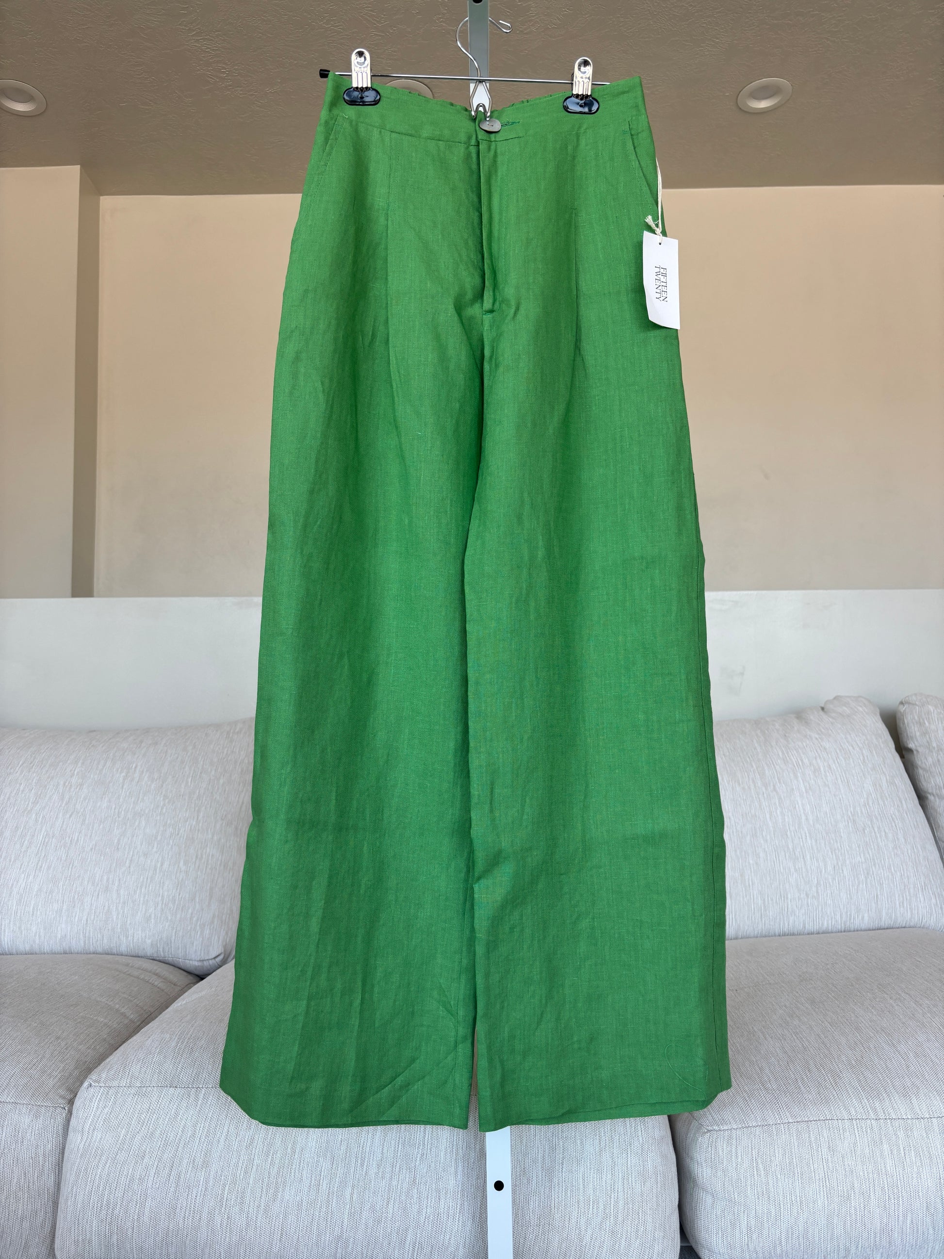 New-with-tags Fifteen Twenty Miles pants crafted from 100% linen in a rich jade green color.