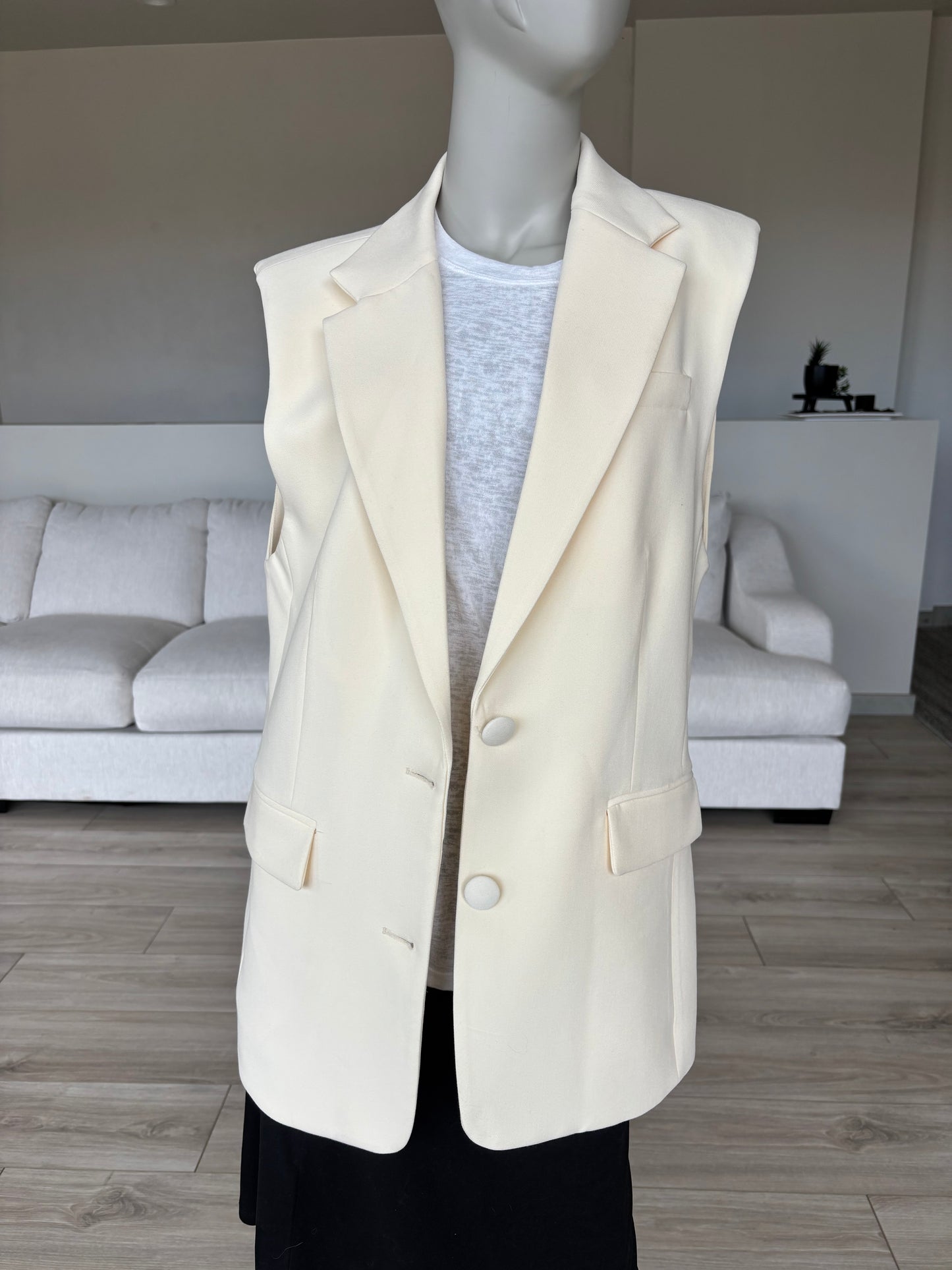 La' AL.X Oversized Tailored Vest Banana Cream Size S NWT