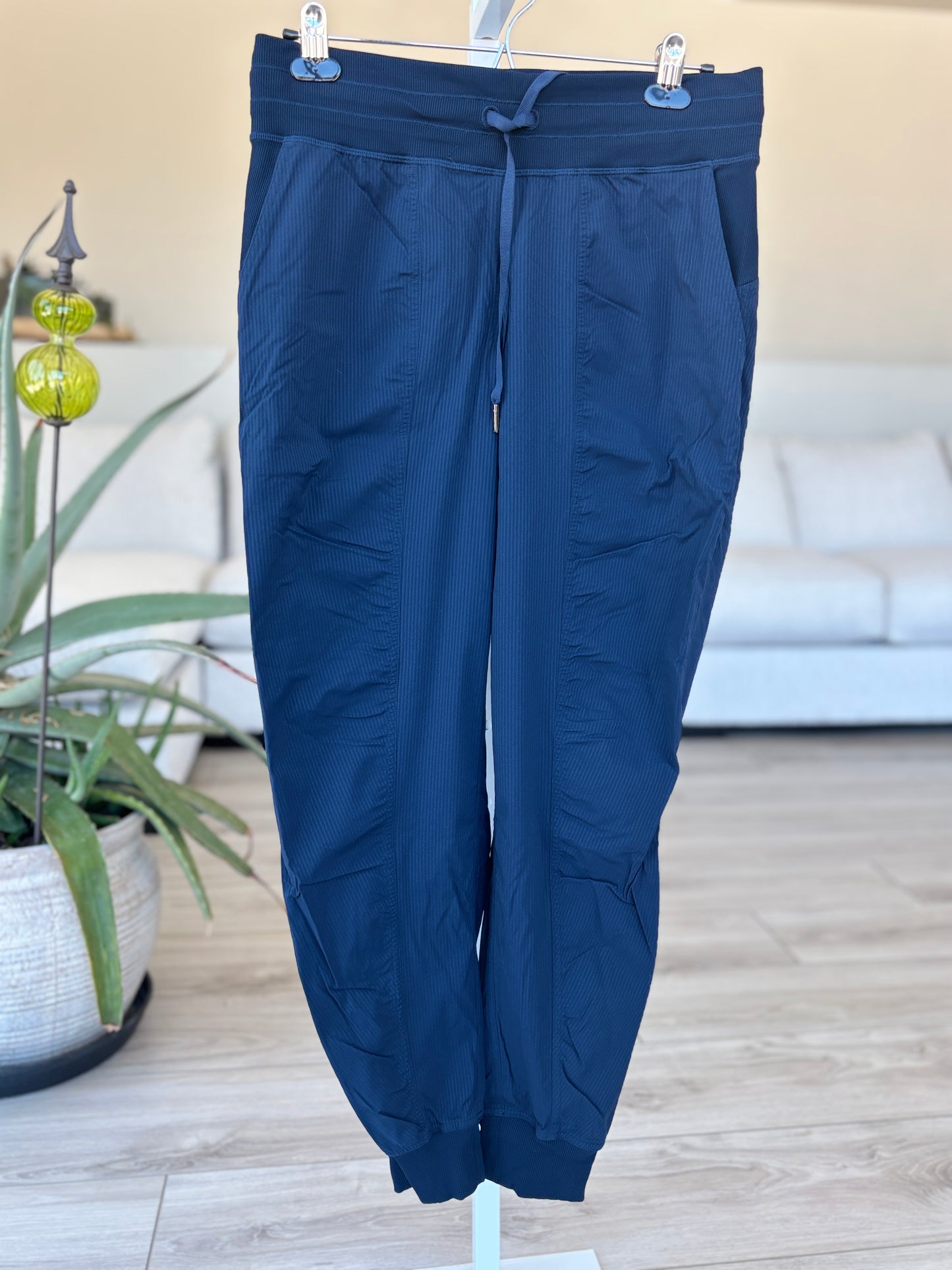 Lululemon Dark Blue Joggers Estimated Size 8