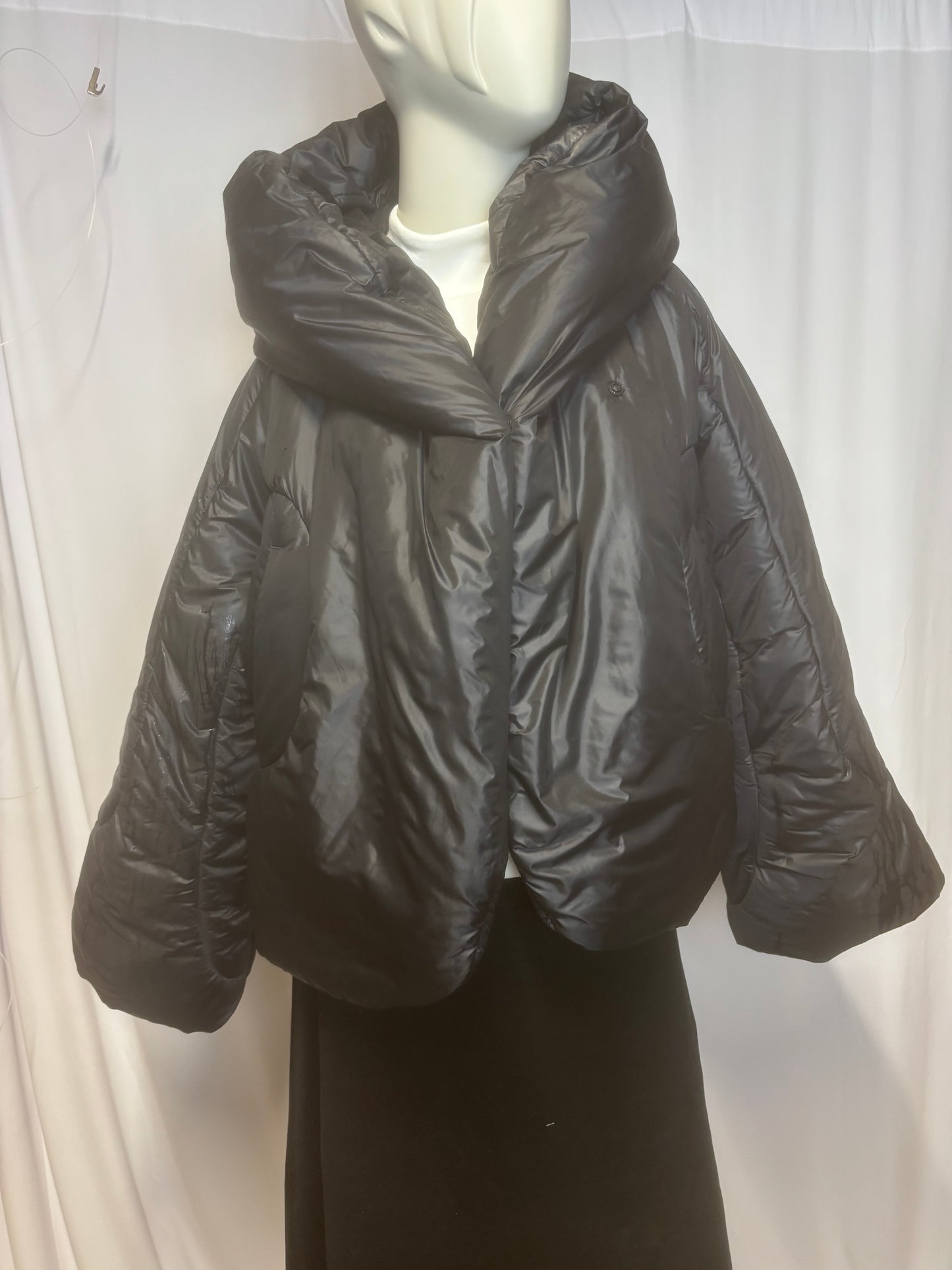 Lululemon - Bougie Black Puffer Short Hooded Coat - Size 0 - bougie puffer coat