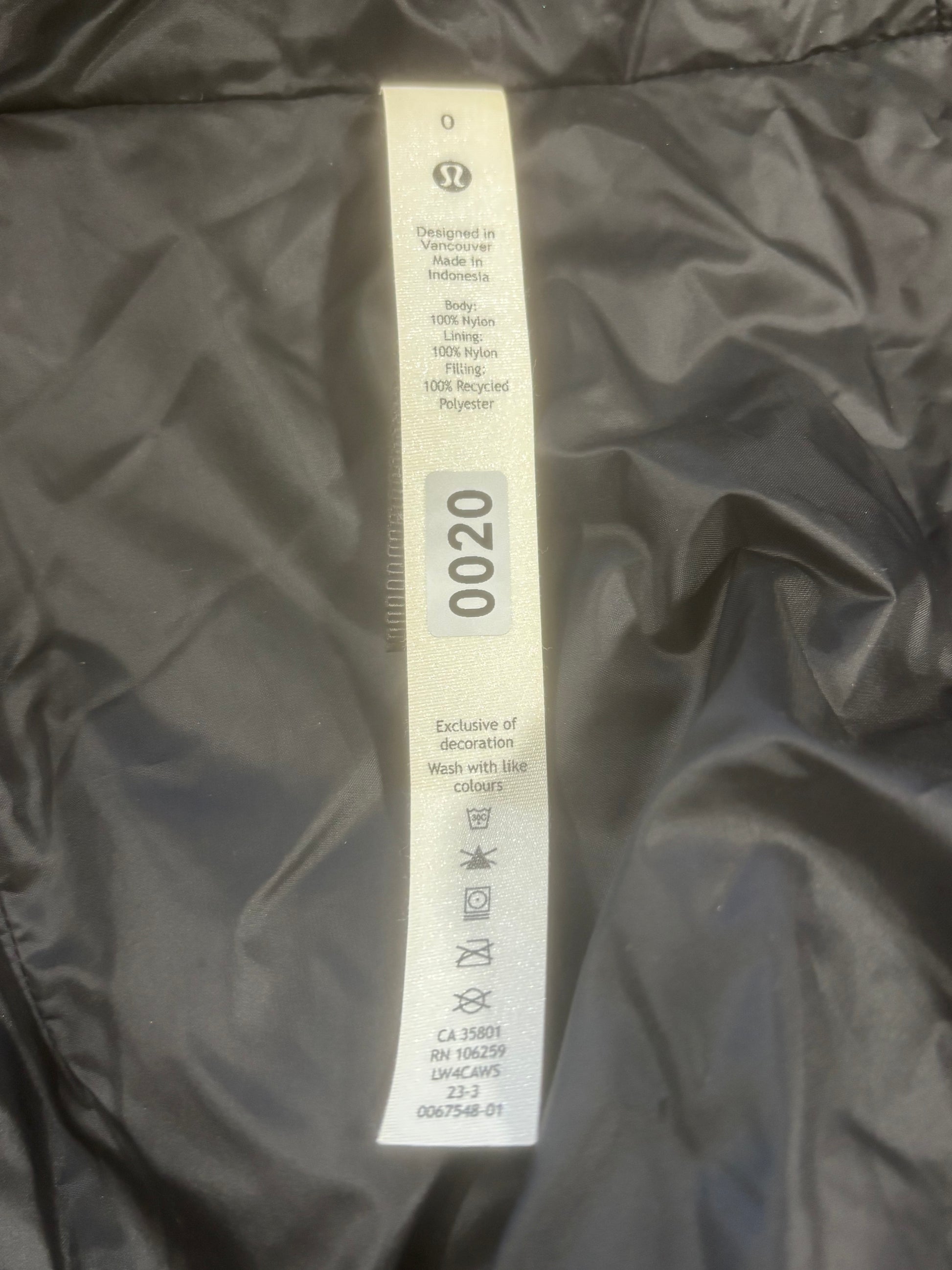 Lululemon - Bougie Black Puffer Short Hooded Coat - Size 0  Authentic, tag info