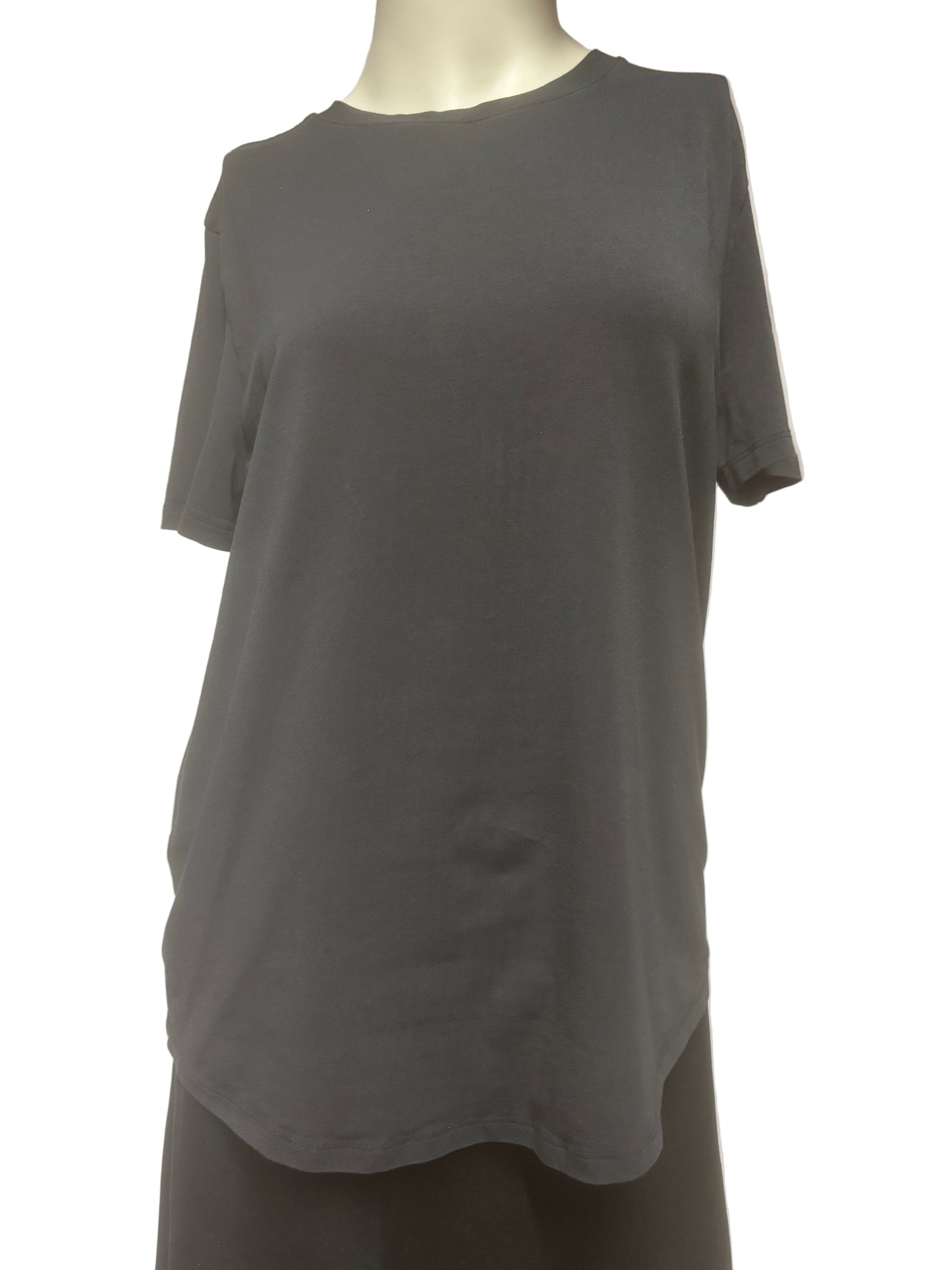 lululemon - Short Sleeve - Black T-Shirt - Size Small - front view - versatile.