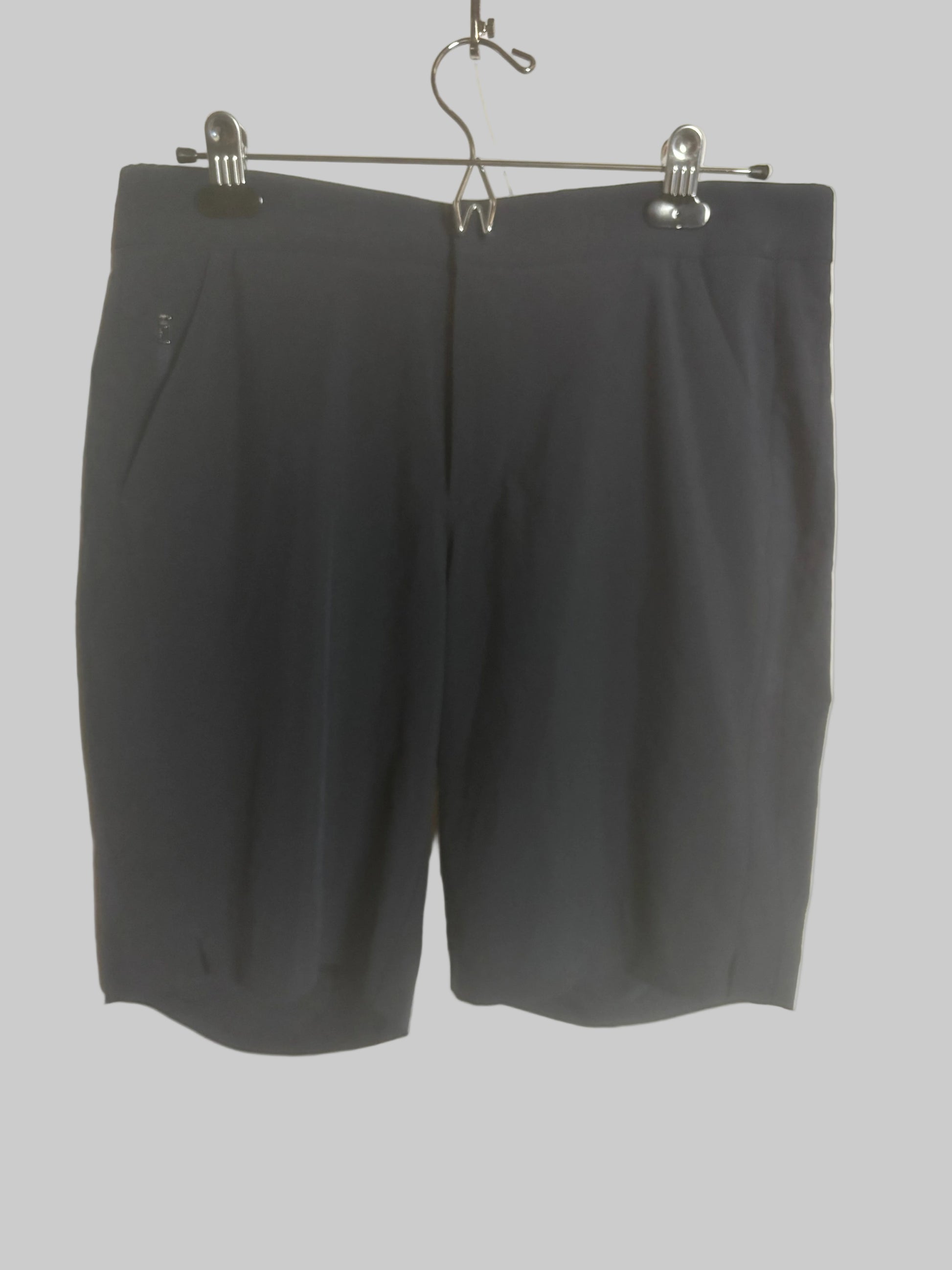 Athleta - Midnight Blue Bermuda Shorts - Size 8 - front view - zipper front pockets.