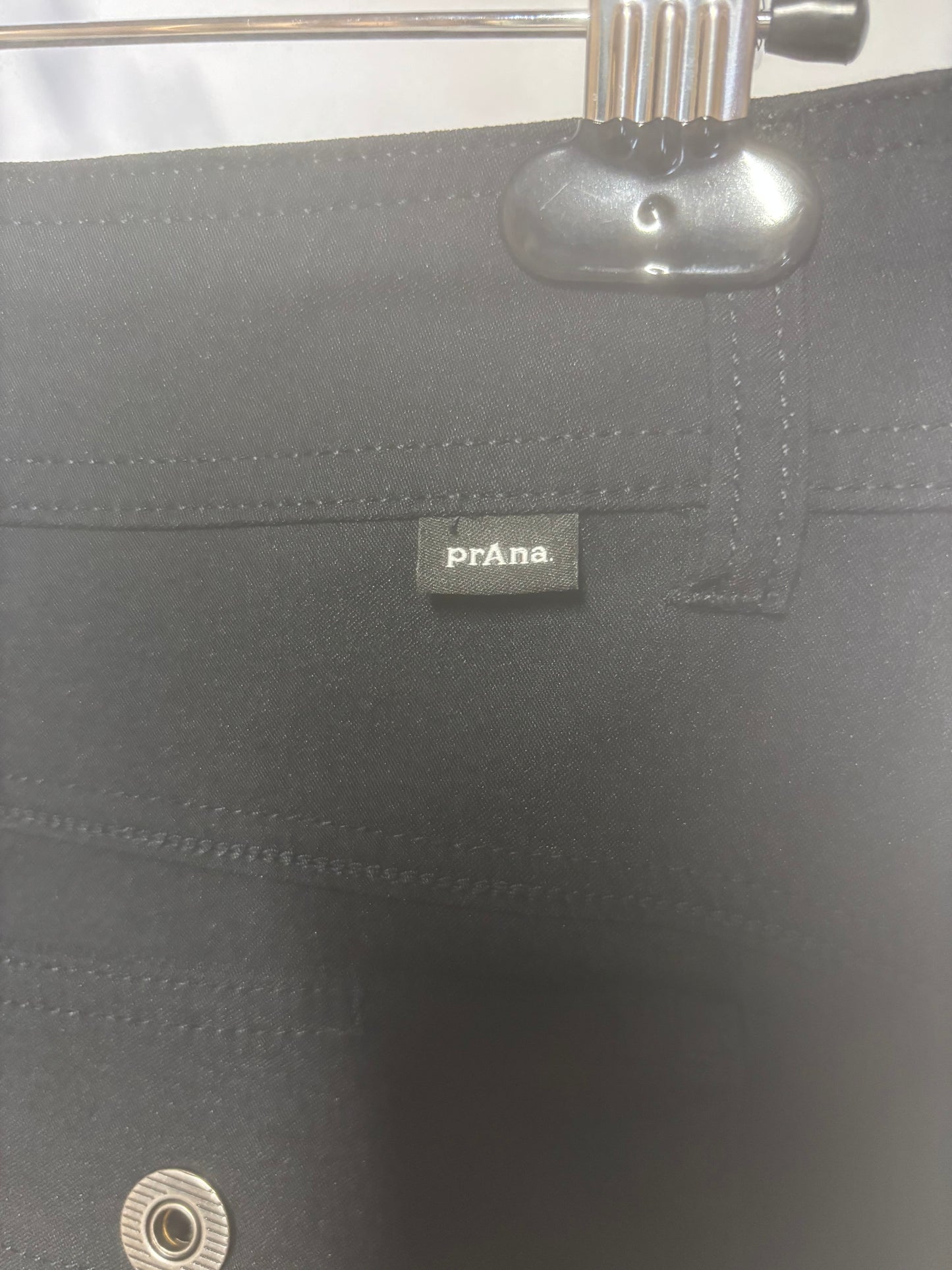 Prana Bermuda Shorts/Capri Black Size 12