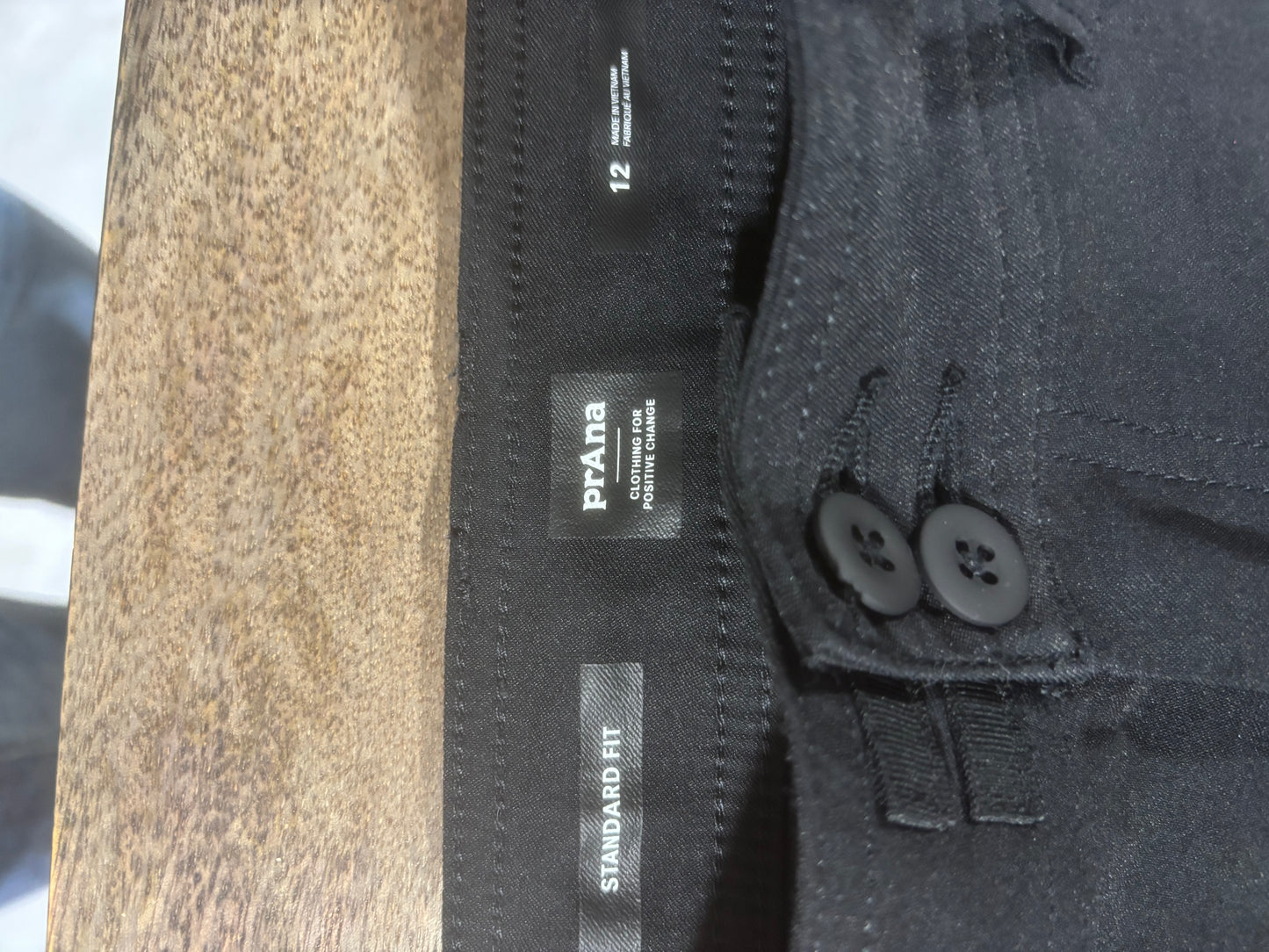 Prana Bermuda Shorts/Capri Black Size 12