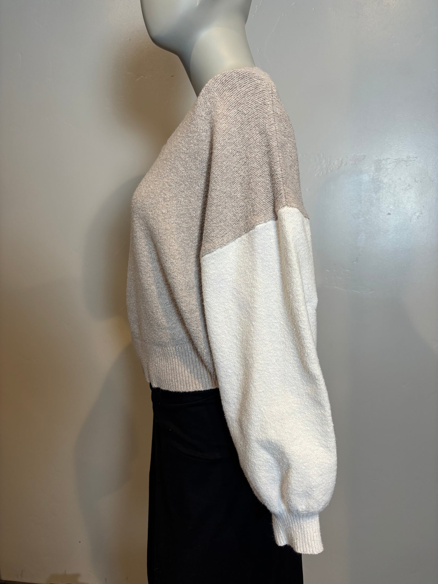 William Rast - Tan & Ivory Colorblock Short Sleeve Sweater - Size M - Side View, short sweater, long sleeves