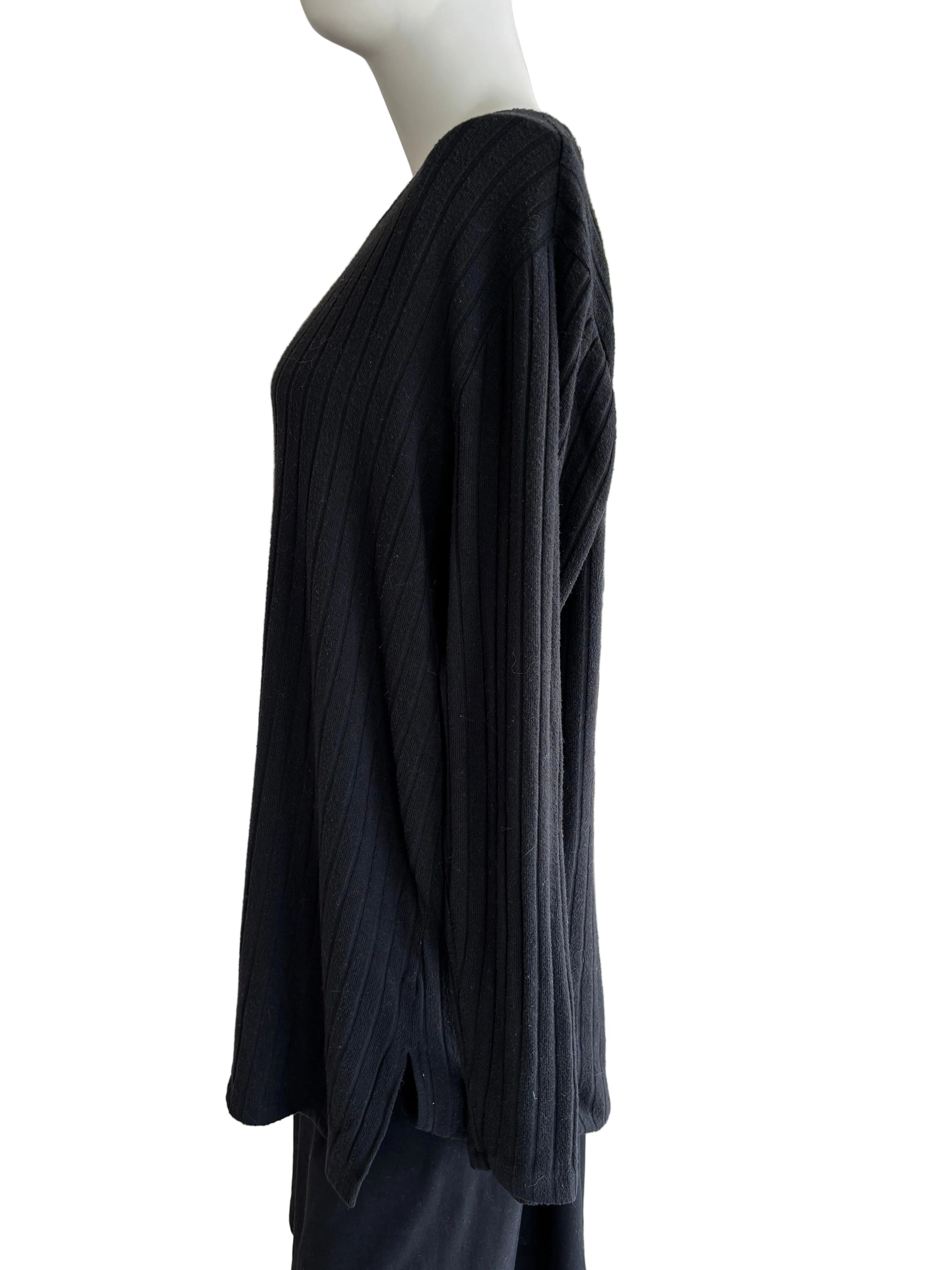 Lou & Grey Ribbed side view can layer, long sleeve