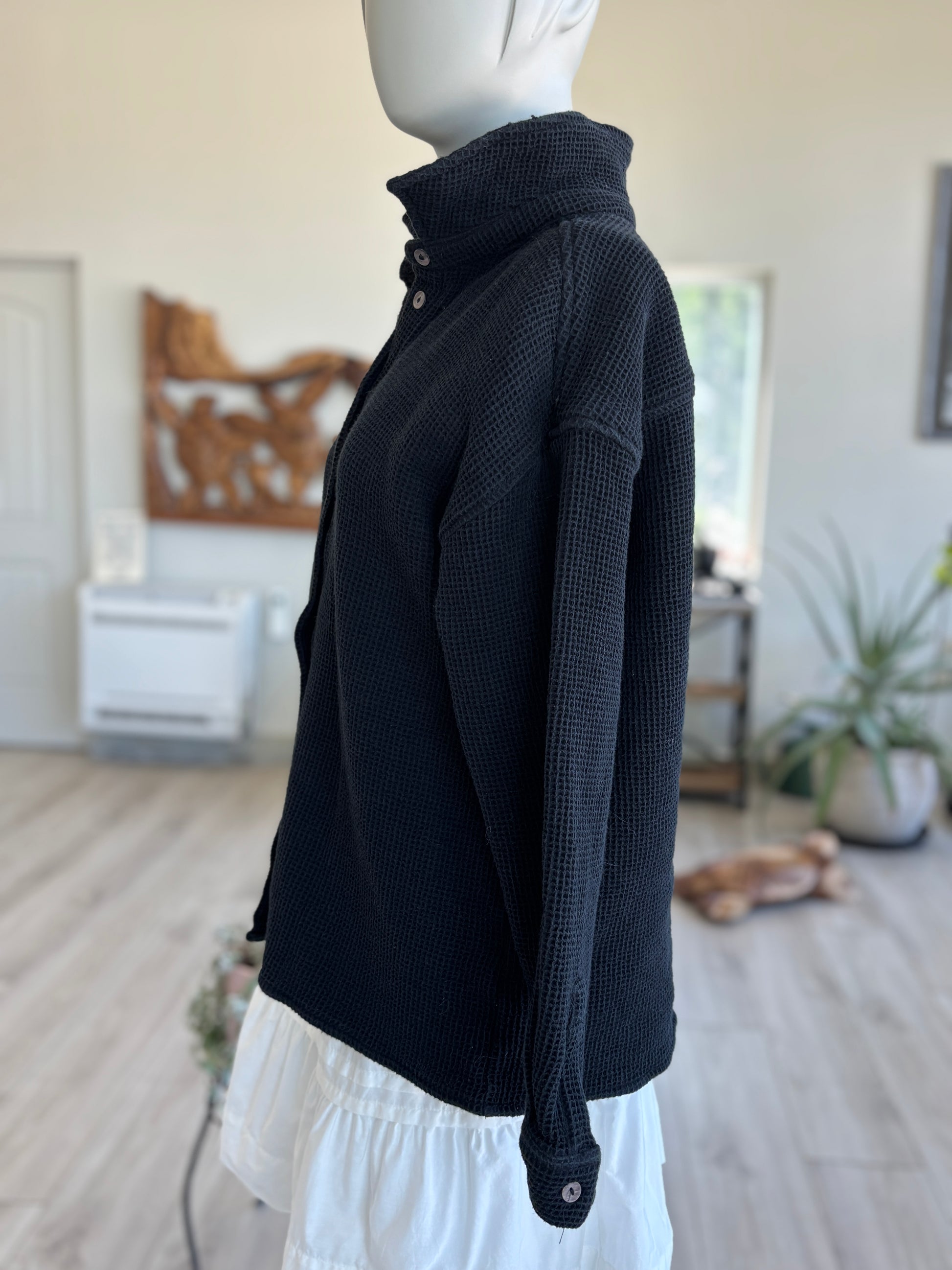 Black ModRef cotton overshirt jacket with front buttons and textured waffle fabric