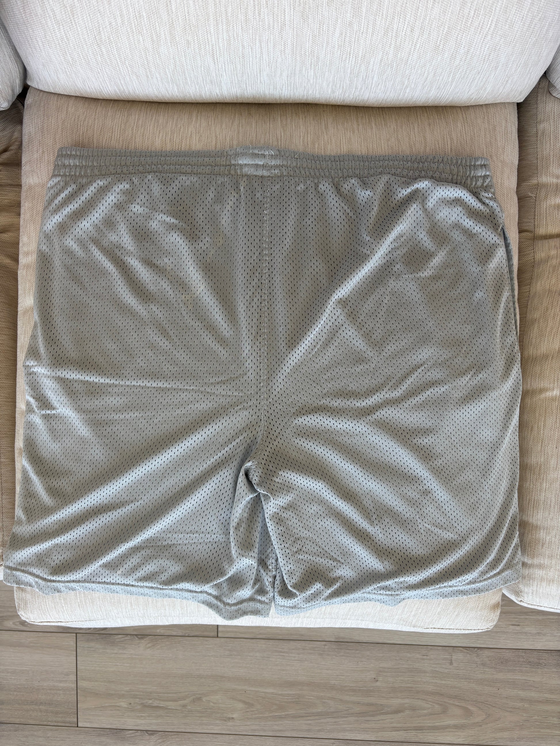 NCAA University of Utah men’s athletic shorts size XL front view