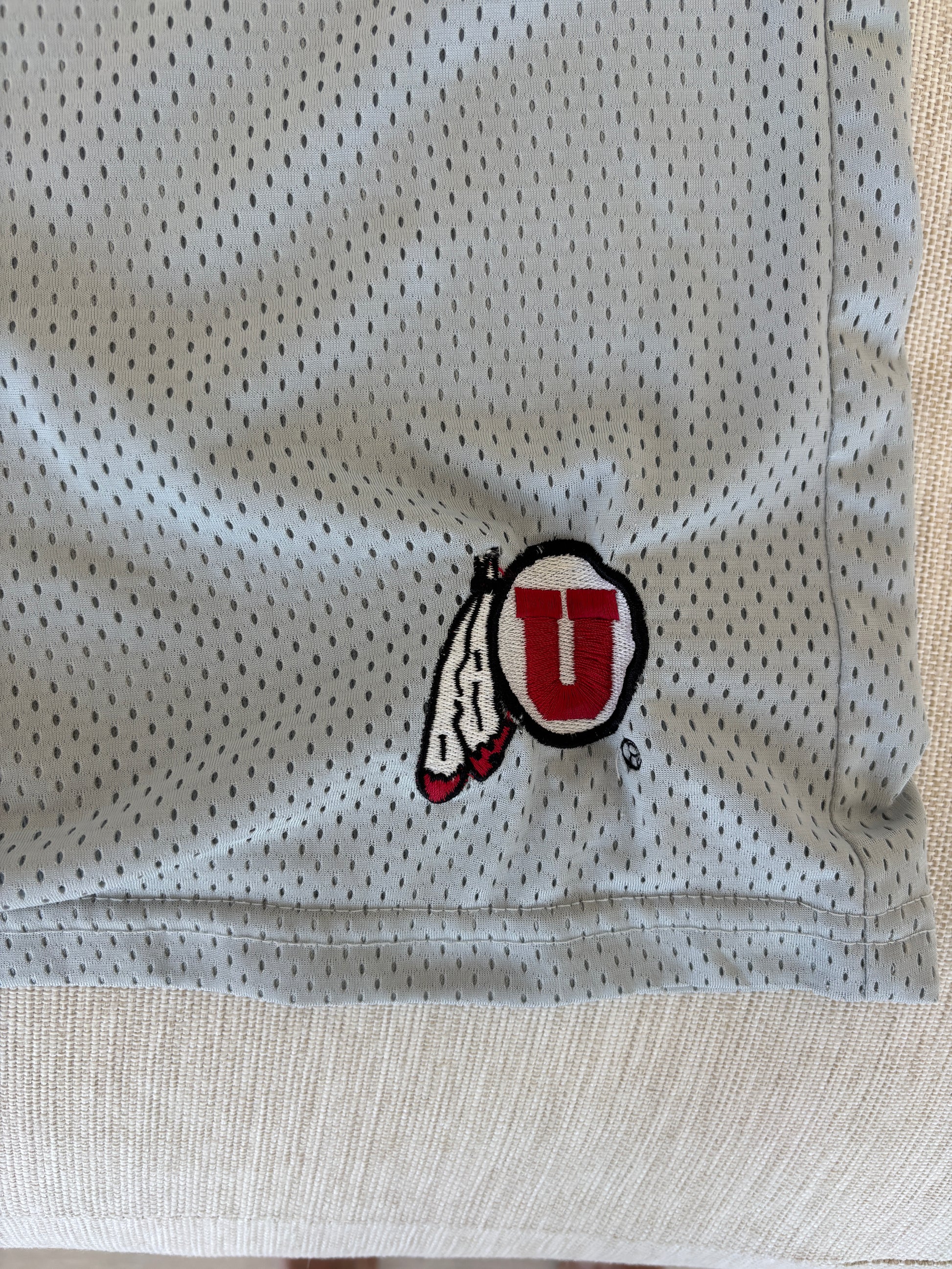 Pre-owned University of Utah Utes men’s shorts size XL