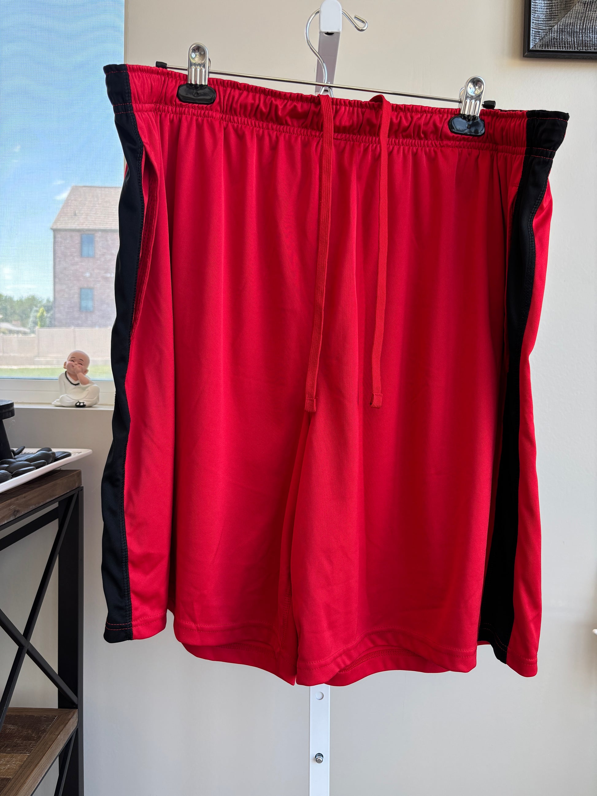 Men’s Russell polyester workout shorts in red and black size 2XL