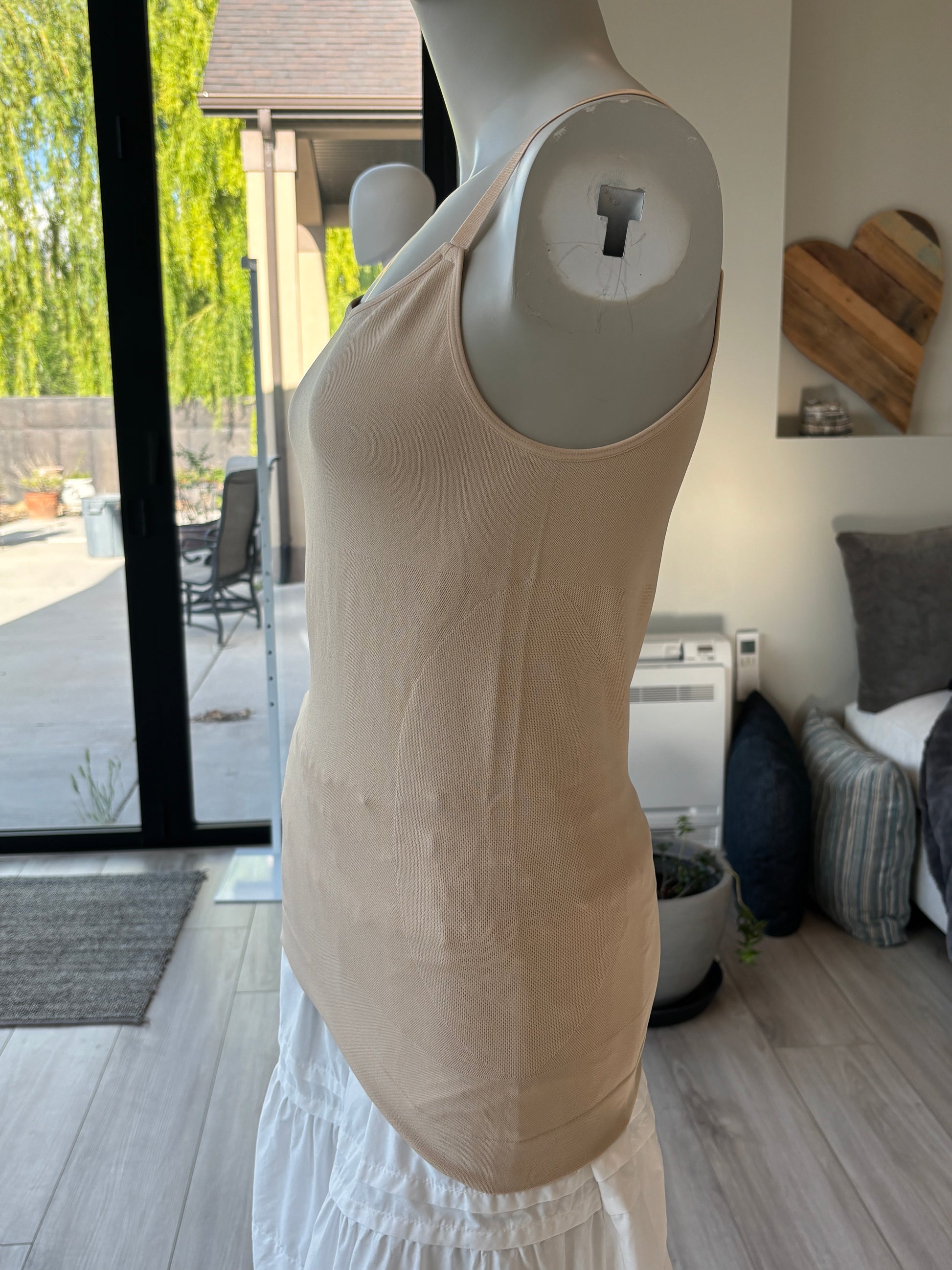 Shapermint nude tan smoothing camisole size XL with adjustable straps for everyday layering