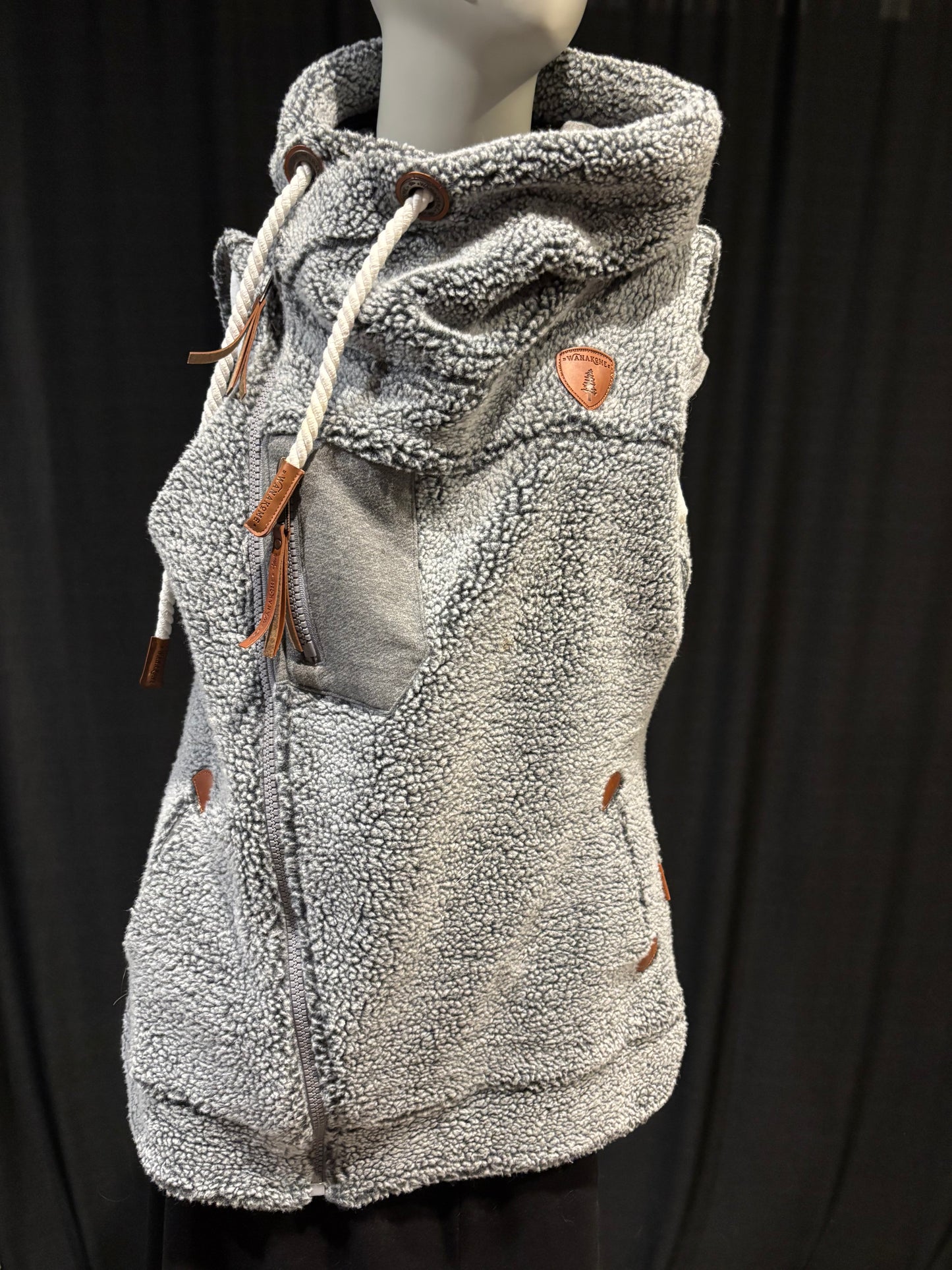 Wanakome Vest grey sherpa leather accents, high end copper hardware size M