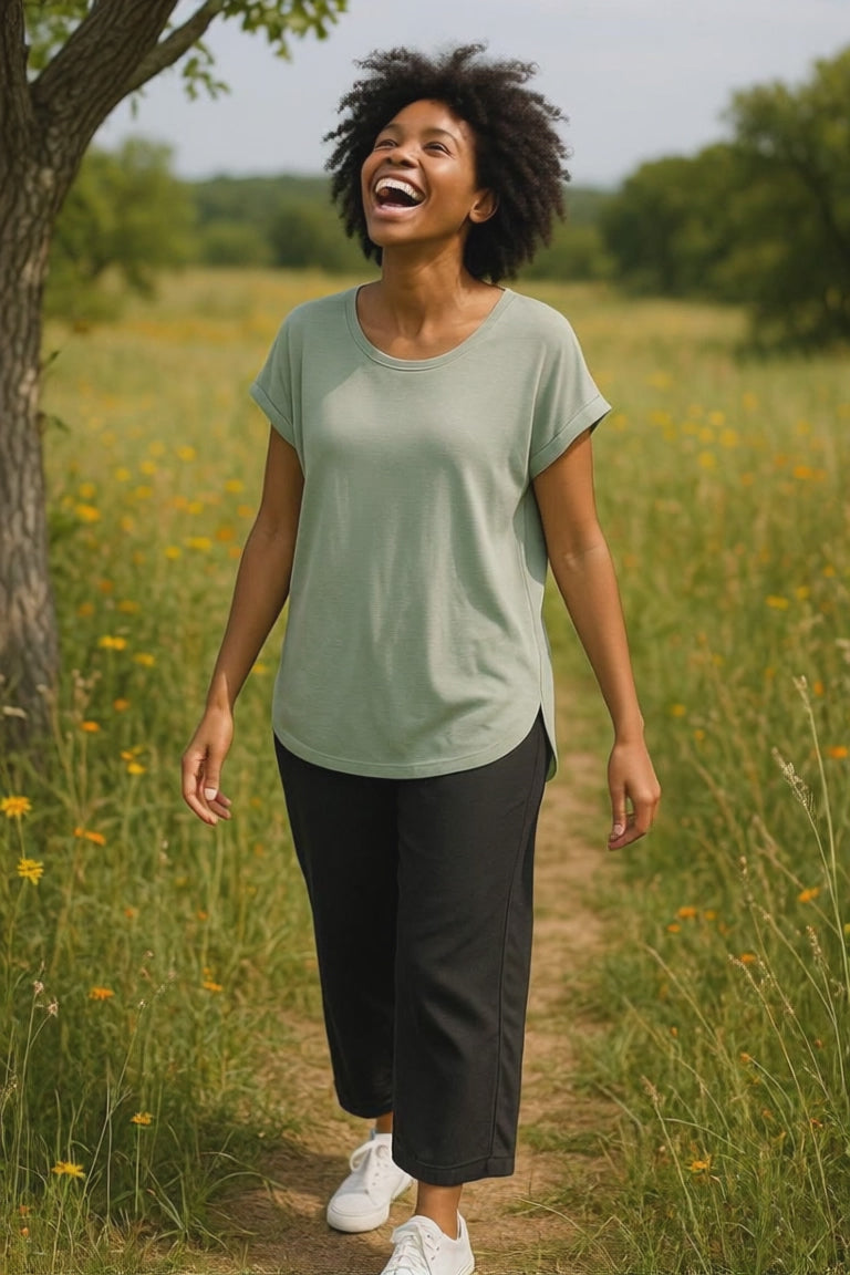 Athleta - Prairie Tee - Pastel Green T-Shirt - Size S - happy moments in shirt